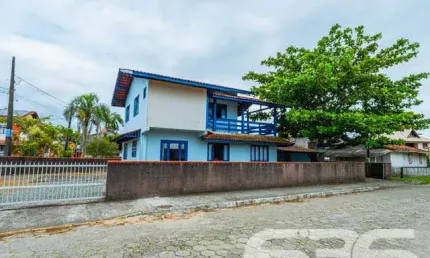 Casa com 5 quartos à venda na Amândio Cabral, 464, Centro, Balneário Barra do Sul
