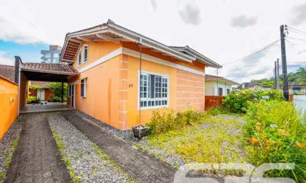 Casa com 3 quartos à venda na Rua Almirante Jaceguay, 78, Costa e Silva, Joinville