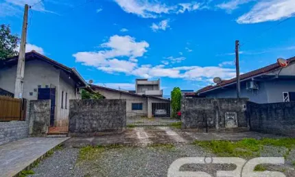 Casa com 2 quartos à venda na Rua Fátima, 112, Jarivatuba, Joinville