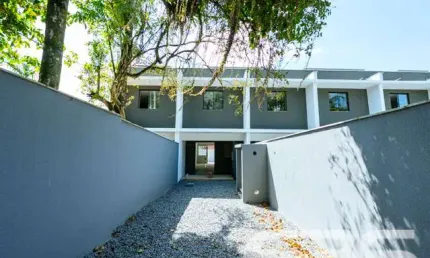 Casa com 3 quartos à venda na Rua Santa Catarina, 85, Floresta, Joinville