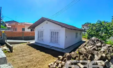 Casa com 2 quartos à venda na Rua Almirante Jaceguay, 175, Costa e Silva, Joinville