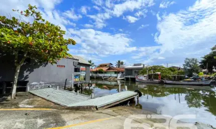 Casa com 3 quartos à venda na Amândio Cabral, 168, Centro, Balneário Barra do Sul