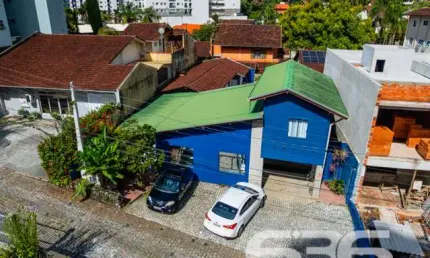 Casa com 3 quartos à venda na Rua Ministro Calógeras, 55, Atiradores, Joinville