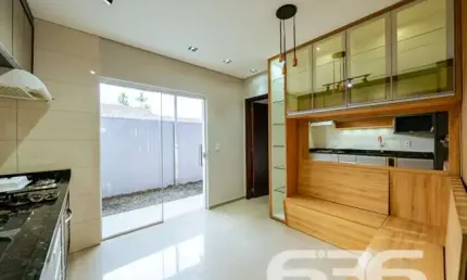 Casa com 3 quartos à venda na Albano Schimdt, 161, Boa Vista, Joinville