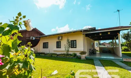 Casa com 3 quartos à venda na Jaraguá Do Sul, 144, Costeira, Balneário Barra do Sul