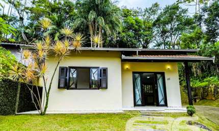 Casa com 2 quartos à venda na Tupi, 88, São Marcos, Joinville