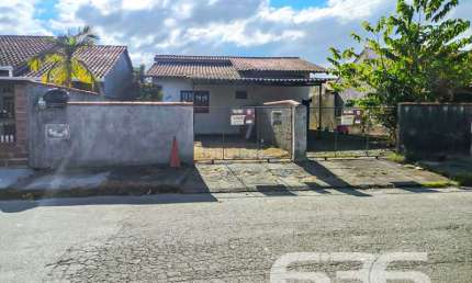Casa com 4 quartos à venda na Rua Selma Doering Bruhns, 2309, Jardim Iririú, Joinville
