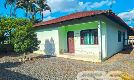 Casa com 4 quartos à venda na Benício Felipe Da Silva, 378, Adhemar Garcia, Joinville