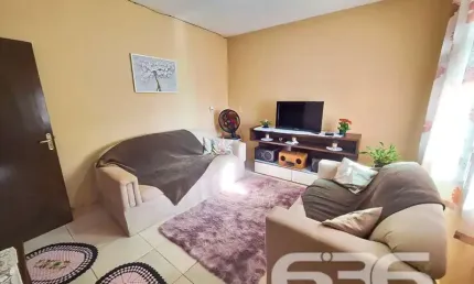 Casa com 4 quartos à venda na Benício Felipe Da Silva, 378, Adhemar Garcia, Joinville