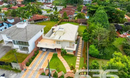 Casa com 3 quartos à venda na Rua Quinze de Novembro, 140, Glória, Joinville
