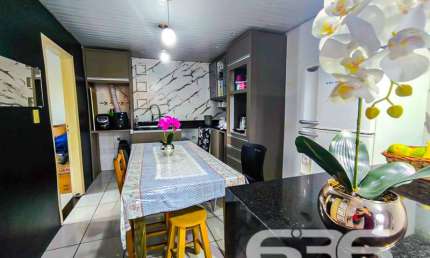 Casa com 2 quartos à venda na Rua Minas Gerais, 234, Nova Brasília, Joinville