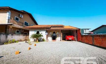 Casa com 3 quartos à venda na Amândio Cabral, 123, Centro, Balneário Barra do Sul