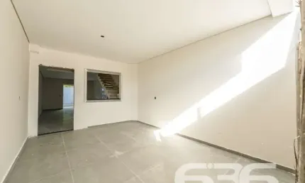 Casa com 3 quartos à venda na Tupi, 42, São Marcos, Joinville