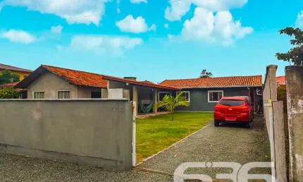 Casa com 3 quartos à venda na Amândio Cabral, 103, Centro, Balneário Barra do Sul