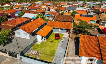 Casa com 3 quartos à venda na Amândio Cabral, 103, Centro, Balneário Barra do Sul