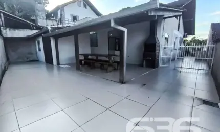 Casa com 4 quartos à venda na Rua Papa João XXIII, 125, Iririú, Joinville
