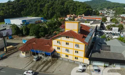 Casa comercial à venda na Rua Quinze de Novembro, 2915, Glória, Joinville
