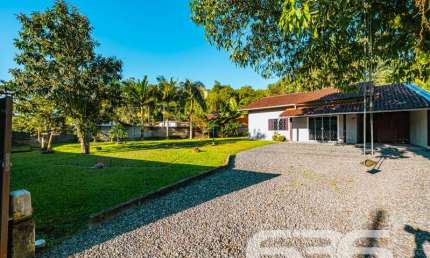 Casa com 2 quartos à venda na Boehmerwaldt, 826, Parque Guarani, Joinville