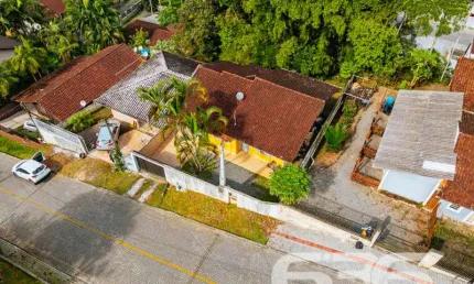 Casa com 5 quartos à venda na Rua Minas Gerais, 69, Nova Brasília, Joinville