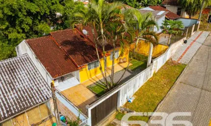 Casa com 5 quartos à venda na Rua Minas Gerais, 69, Nova Brasília, Joinville