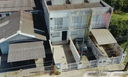 Casa com 2 quartos à venda na Benício Felipe Da Silva, 41, Adhemar Garcia, Joinville