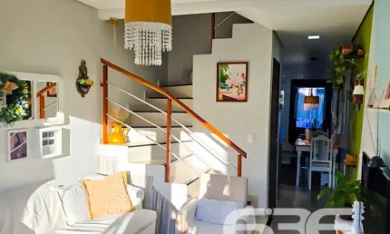 Casa com 2 quartos à venda na Rua Tuiuti, 50, Aventureiro, Joinville