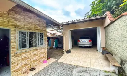 Casa com 3 quartos à venda na Rua Boehmerwald, 275, Boehmerwald, Joinville