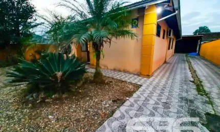 Casa com 5 quartos à venda na Rua Quinze de Novembro, 132, Glória, Joinville
