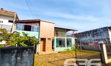 Casa com 5 quartos à venda na Amândio Cabral, 1160, Centro, Balneário Barra do Sul
