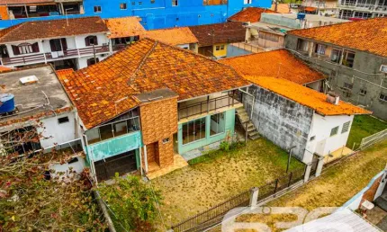 Casa com 5 quartos à venda na Amândio Cabral, 1160, Centro, Balneário Barra do Sul