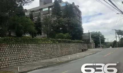 Terreno à venda na Rua Quinze de Novembro, 397, Glória, Joinville