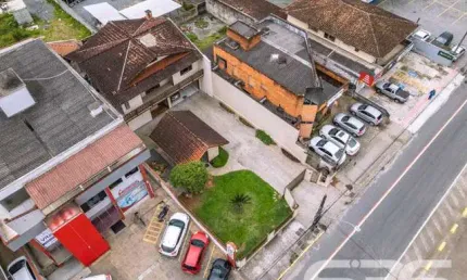 Casa com 8 quartos à venda na Rua Papa João XXIII, 192, Iririú, Joinville