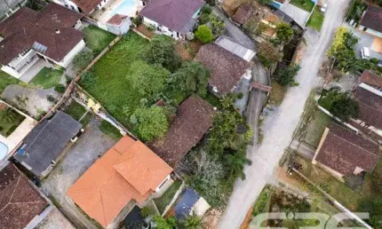 Terreno à venda na Rua Papa João XXIII, 265, Iririú, Joinville