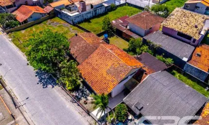 Casa com 7 quartos à venda na Amândio Cabral, 62, Centro, Balneário Barra do Sul