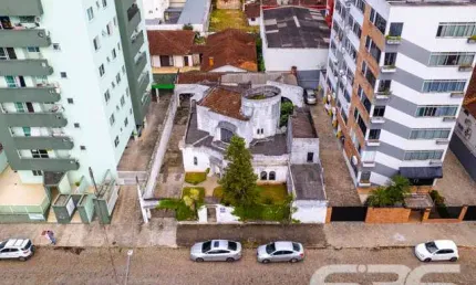 Casa com 3 quartos à venda na Rua Alexandre Schlemm, 627, Anita Garibaldi, Joinville