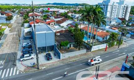 Casa com 4 quartos à venda na Albano Schimdt, 754, Boa Vista, Joinville