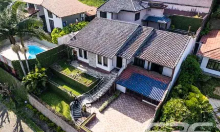 Casa com 4 quartos à venda na Rua Tenente Antônio João, 31, Bom Retiro, Joinville