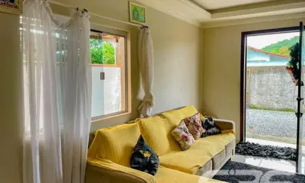Casa com 2 quartos à venda na Rua Quinze de Novembro, 36, Vila Nova, Joinville