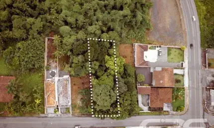 Terreno à venda na Rua Santa Catarina, 316, Floresta, Joinville