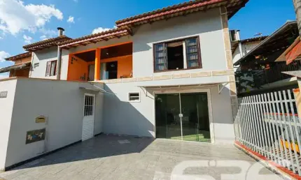 Casa com 5 quartos à venda na Rua Coronel Procópio Gomes, 123, Bucarein, Joinville