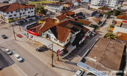 Casa comercial à venda na Rua Papa João XXIII, 1922, Iririú, Joinville