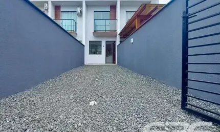 Casa com 2 quartos à venda na Rua Minas Gerais, 460, Nova Brasília, Joinville