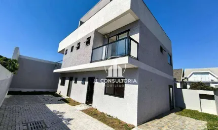 Sobrado próx. ao SESI Boqueirão com quartos quartos/suíte e terraço