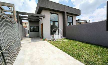 Casa com Capela Velha - Araucária com três quartos/suíte, sala pé direito duplo e amplo terreno