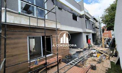 Sobrado à venda, 172 m² por R$ 860.000,00 - Portão - Curitiba/PR