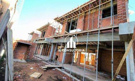 Sobrado com 3 dormitórios à venda, 188 m² por R$ 1.190.000 - Portão - Curitiba/PR