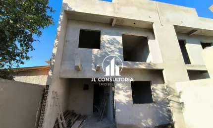 Sobrado com 3 dormitórios à venda, 90 m² por R$ 640.000 - Sítio Cercado - Curitiba/PR