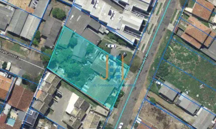 Terreno 24/40 com 2 testadas, Zona de Interesse social