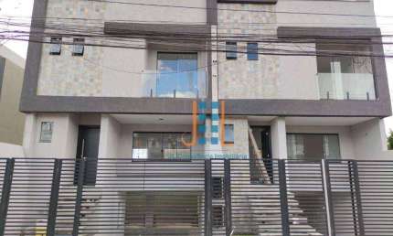 Sobrado próx. Rua Isaav Ferreia com alto padrão de acabamento