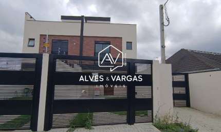 Casa com 3 quartos à venda na Bacupari, 84, Uberaba, Curitiba por R$ 699.000